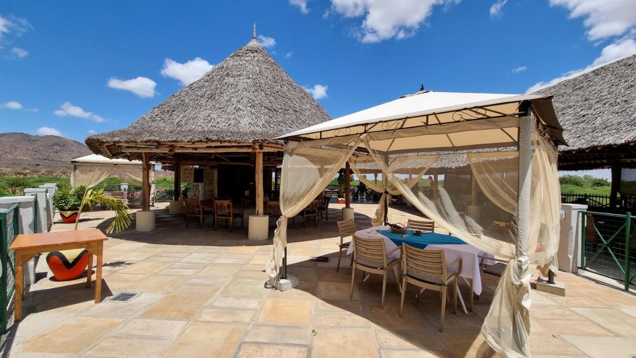 Manyatta Camp Hotel Voi Exterior foto