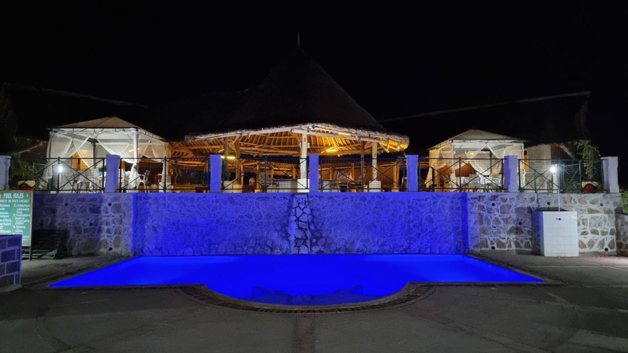 Manyatta Camp Hotel Voi Exterior foto