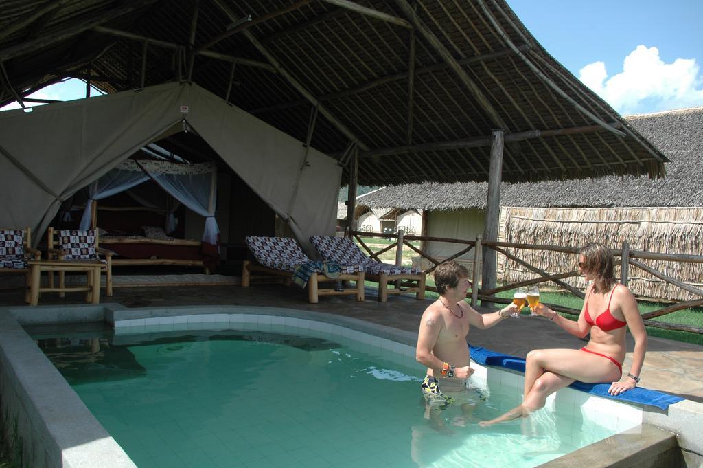Manyatta Camp Hotel Voi Exterior foto