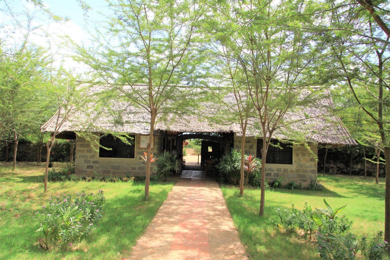 Manyatta Camp Hotel Voi Exterior foto